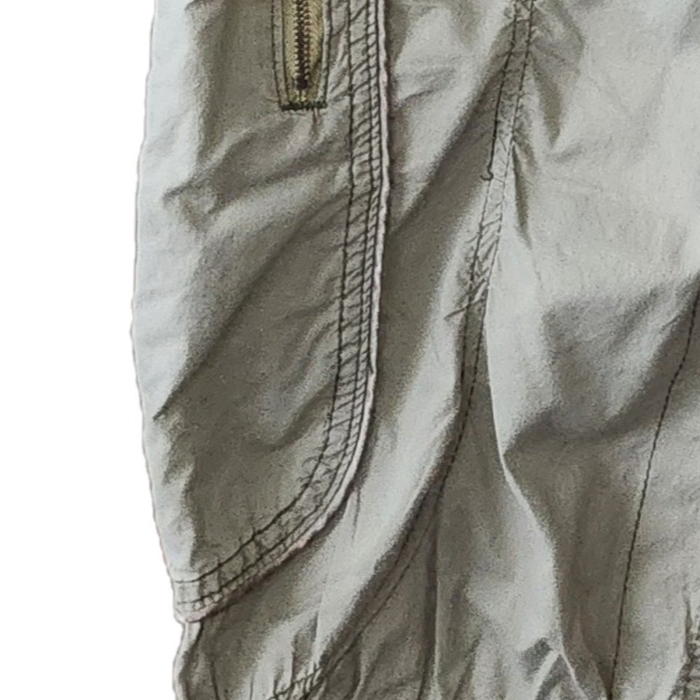Abercrombie & Fitch Green Cargo Utility Pants with Relaxed Fit - Picture 5 of 8